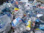 12.500 ampolles de plàstic usades